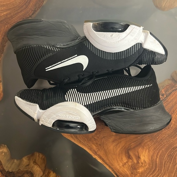 Nike Women’s Air Zoom SuperRep 2 Black/White Size 6.5 - Picture 3 of 8